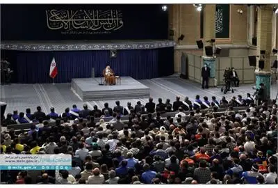 فرهنگ ثروتهای بادآورده در کشور متوقف شود