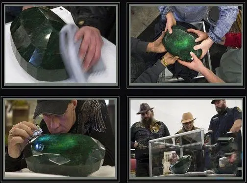 بزرگترین زمرد جهان +عکس