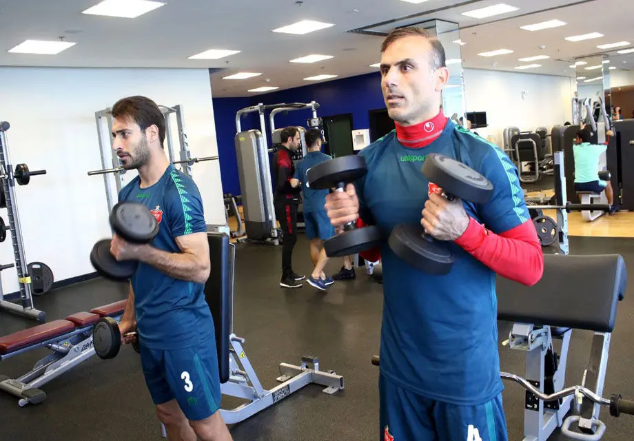 پرسپولیسی ها در سالن بدنسازی هتل تمرین کردند