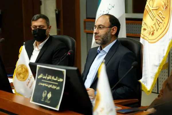 هدیه مؤسسه دانش بنیان فناوری هوشمند شبکه زر به دانش آموزان ایرانی به مناسبت ۱۳ آبان