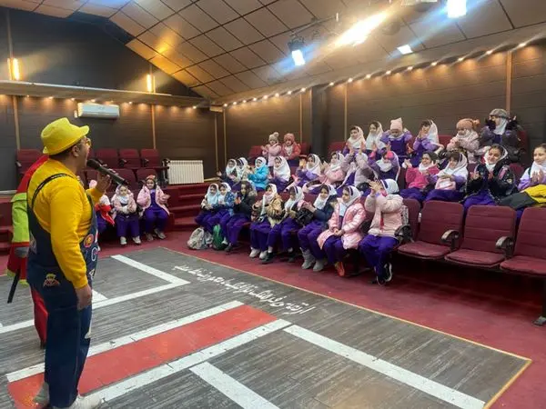 ۹ هزار دانش‌آموز منطقه هشت رفتارهای ترافیکی را آموزش دیدند 