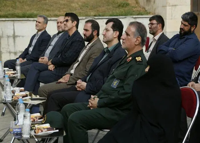 افتخار ماست که قدم کوچکی مقابل رشادت و از خود گذشتگی این شهید برداریم

