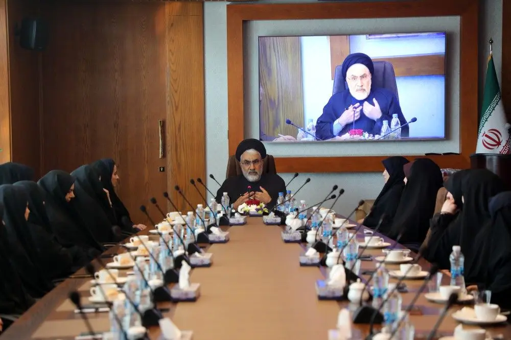 تأکید مدیرعامل موسسه اعتباری ملل بر جایگاه مادر و بهره گیری از آموزه‌های اسلامی در جامعه امروز

