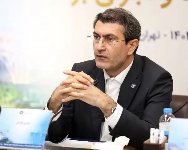 بازاریابی و جذب منابع از جمله اولویتهای اصلی بانک سینا در سال 1404 است