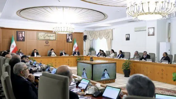 دستگاههای اجرایی برای اثرگذاری بهبود نرخ رشد اقتصادی بر معیشت مردم تلاش کنند