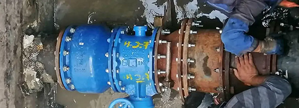 اصلاح و بازسازی پنج‌ هزار متر شبکه فاضلاب قم

