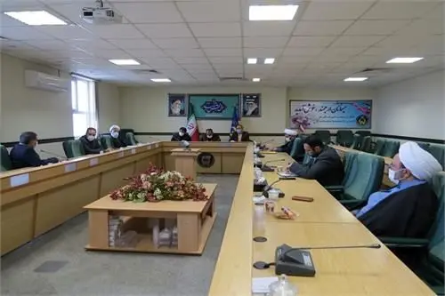 اطلاع رسانی خدمات کمیته همیاری و تشکلهای مردمی دهه فجر باید اقناعی باشد.

