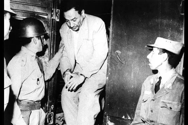 روایت «سه سال و سه روز» از زندگی شهید طیب رضایی در پرس تیوی