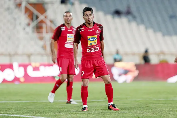 مدافع پرسپولیس به کرونا مبتلا شد