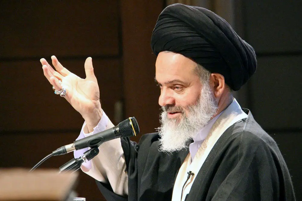 نمایندگان مجلس شورای اسلامی فراموش نکنند که با رای مردم در خانه ملت حضور دارند