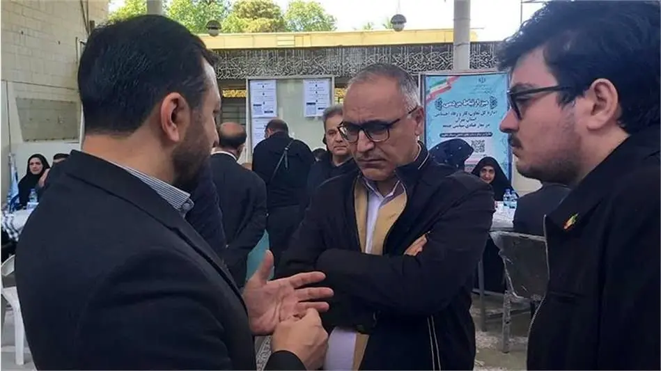 مدیر عامل صندوق بازنشستگی کشوری در میز خدمت نماز جمعه تهران حضور یافت