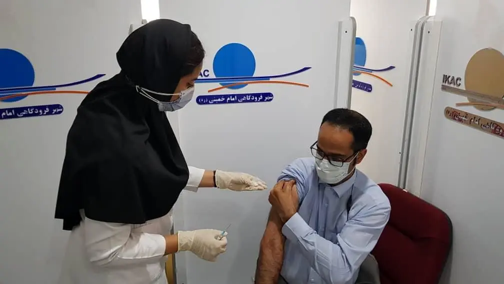 تمام کارکنان هتل های فرودگاهی در مقابل کرونا واکسینه شدند

