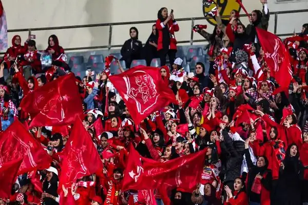 حضور بانوان پرسپولیسی مسیر را هموارتر میکند