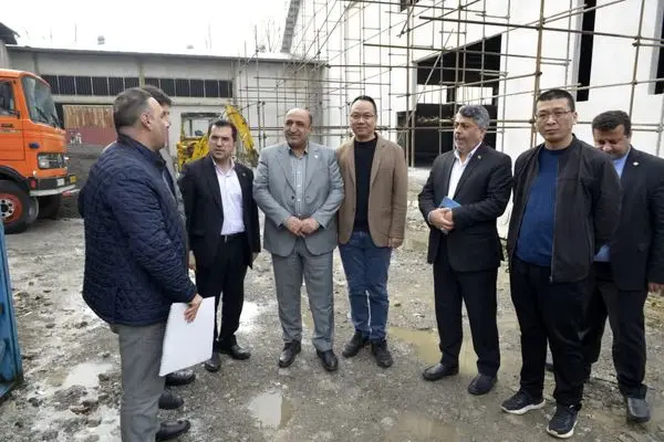 مدیرعامل و رئیس هیات مدیره منطقه آزاد انزلی از واحدهای سرمایه گذاری خارجی جدید جذب شده بازدید کرد

