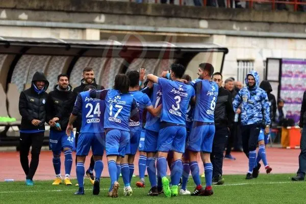 پایان نیمه اول: سپیدرود 0 - 2 استقلال تهران