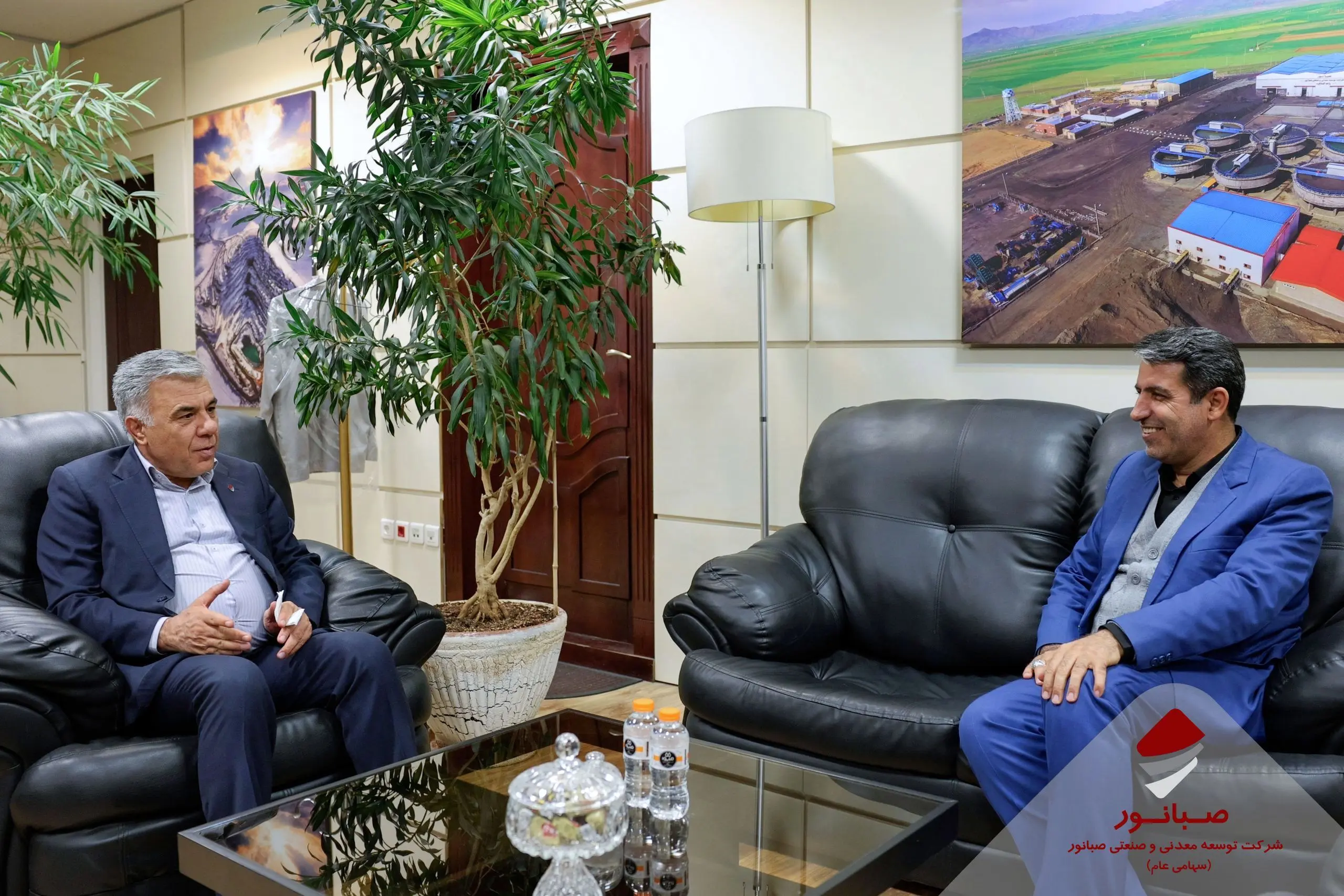دیدار نماینده قروه با مدیرعامل صبانور در تهران