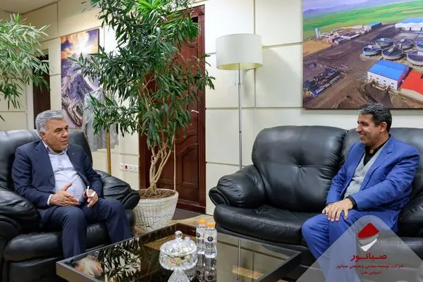 دیدار نماینده قروه با مدیرعامل صبانور در تهران