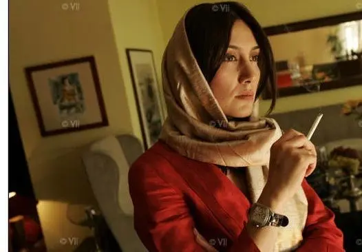 سیگار کشیدن هدیه تهرانی + عکس