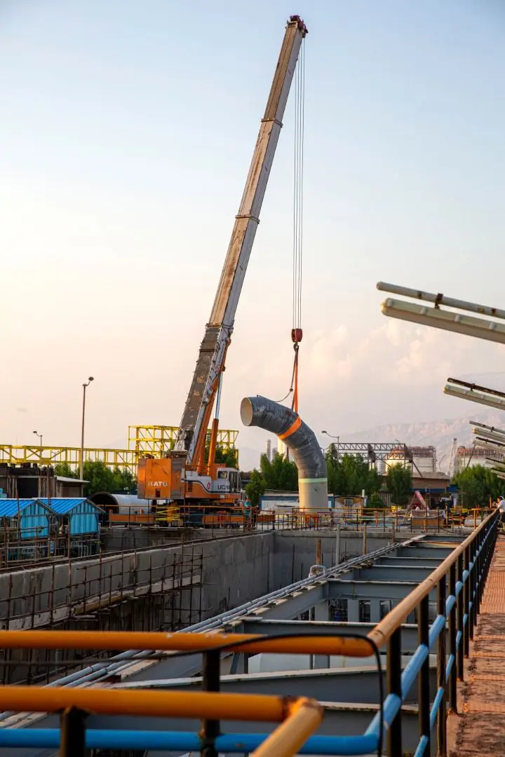 جایگزینی و تعویض لوله‌های GRP آب دریا توسط مبین انرژی

