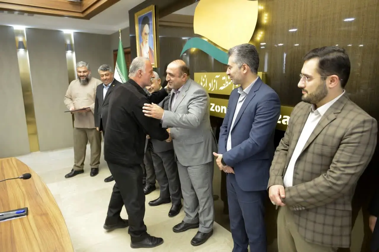 هیچ عملی بالاتر از عمل به وصیت شهدا مبنی بر حفظ نظام نیست 
