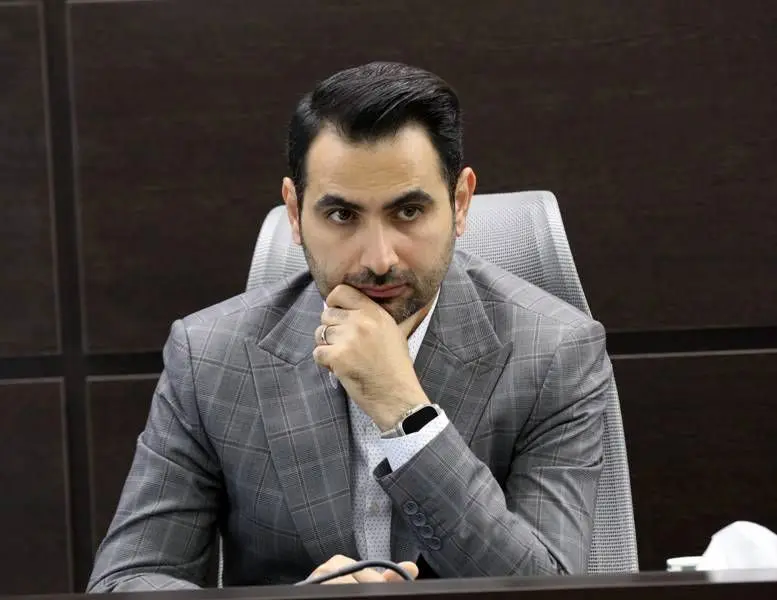 کمپین اطلاع رسانی "تخفیف ویژه پلکانی عوارض شهرسازی " به شهروندان در منطقه ۳ آغاز شد

