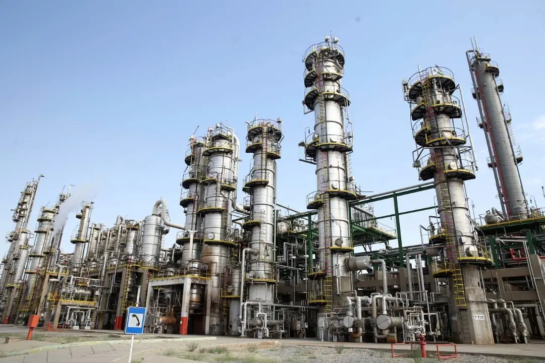 اعلام عدم عرضه برخی از محصولات شیمیایی در شرکت پتروشیمی شازند به علت تعویض کاتالیست واحد اتیلن اکساید