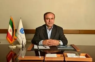 با دریافت عوارض از صنعت بیمه مخالفم