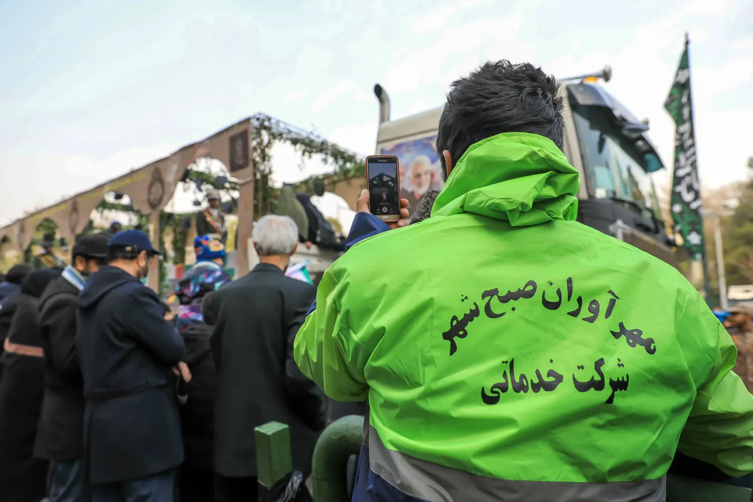 خدمات‌رسانی ۶۰۰ نیروی انسانی سازمان پسماند و ۹۰ دستگاه ماشین‌آلات در مراسم تشییع پیکر مطهر ۲۰۰ شهید گمنام