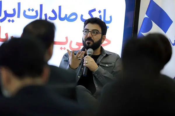 ​کتاب کالای شکننده‌ای است و باید از تکانه‌های سبد معیشتی حفظ شود