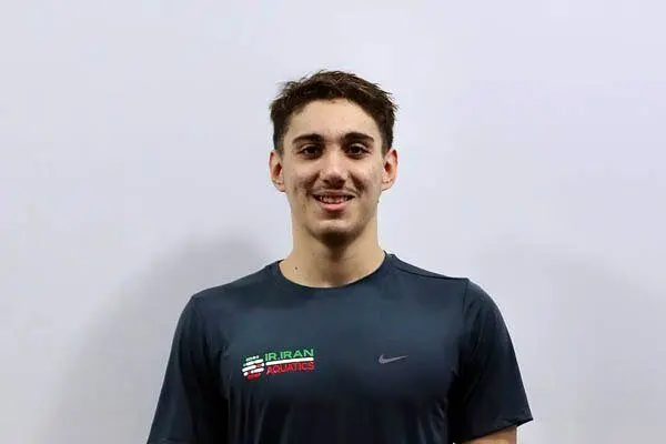 صعود آراد مهدی‌زاده به فینال ۲۰۰ متر قورباغه