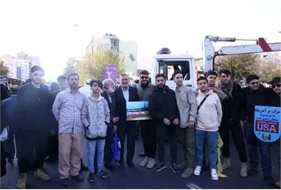 حضور وزیر تعاون، کار و رفاه اجتماعی در تجمع حمایت از کودکان مظلوم غزه

