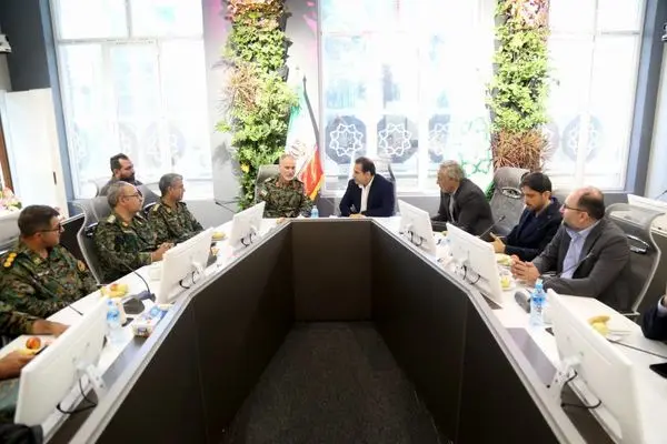 تقدیر رسمی فرمانده فراجا از مدیریت شهری منطقه۱۳