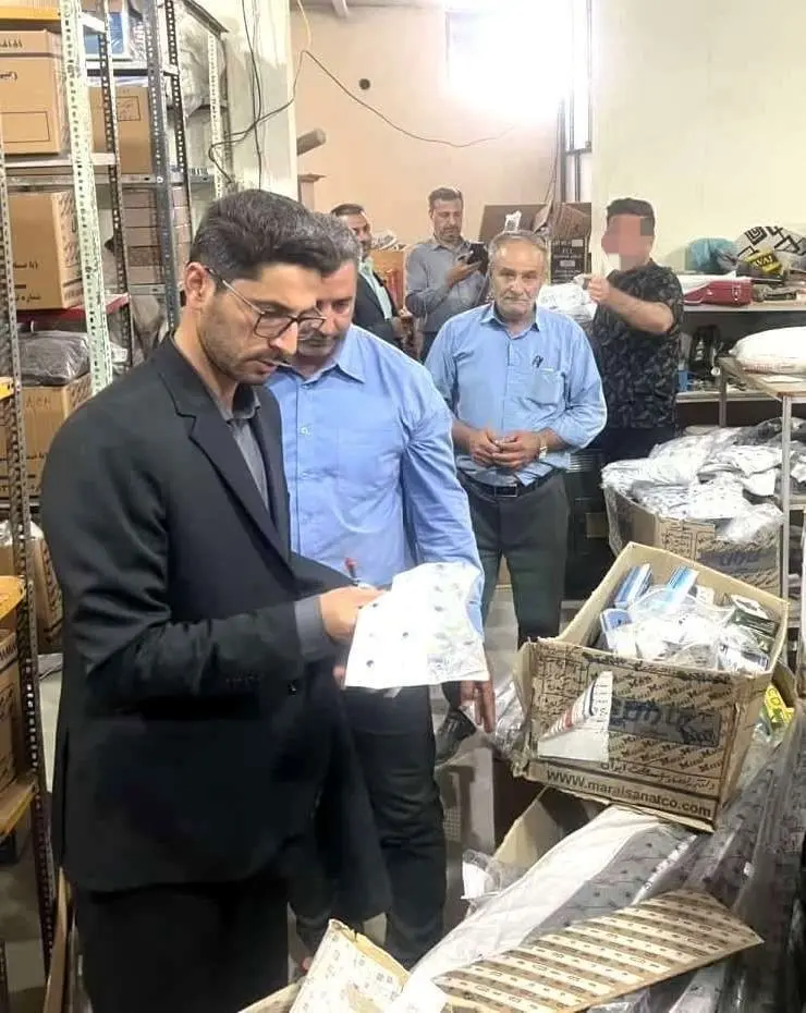 شناسایی و کشف فروشگاه قطعات تقلبی خودرو در استان‌های ایلام و کرمانشاه

