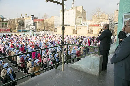 بانک صادرات ایران گام‌های محکمی در آموزش دانش‌آموزان برداشته است