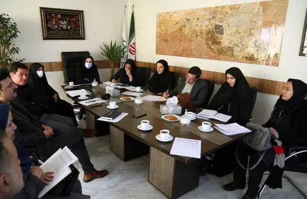 بررسی اولویتهای حوزههای تخصصی مدیریت شهری در اتاق حل مساله منطقه ۲۲