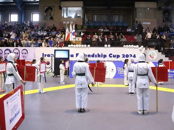 رقابت 1320 تکواندوکار در جام سفیر