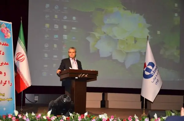 جان دانا، یاری رسان دولت در ارائه‌ خدمات اجتماعی