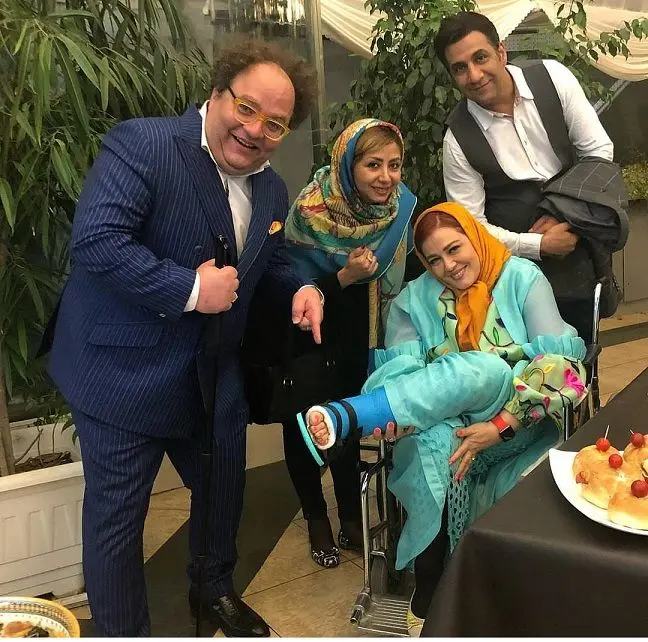 شادی بی اندازه بهاره رهنما با پای شکسته+عکس