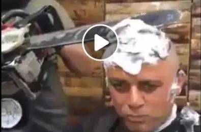 اصلاح موی سر با اره برقی! + عکس
