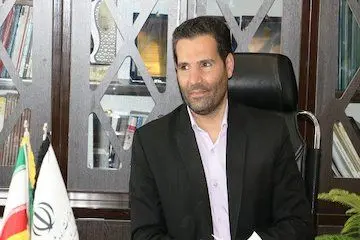 صدور نخستین پروانه تمام الکترونیکی از طریق درگاه ملی مجوزها در استان مرکزی انجام شد