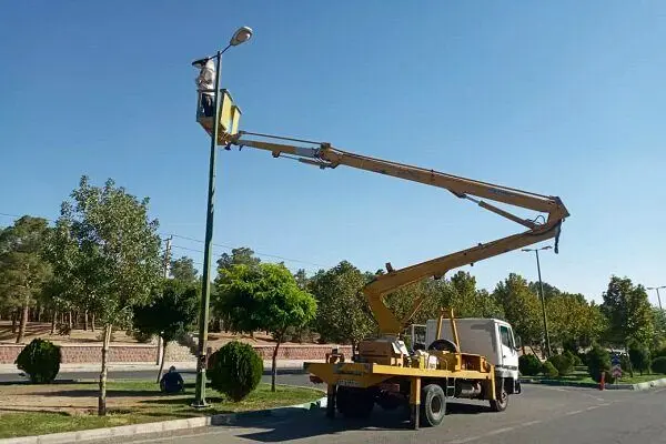 بوستانهای محلی و فرامنطقهای منطقه ۲۲ تهران روشنتر میشوند