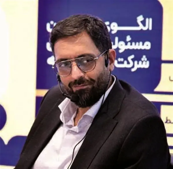 رادیو فولاد مبارکه؛ رسانه‌ای همراه و همدل در مسیر تعالی

