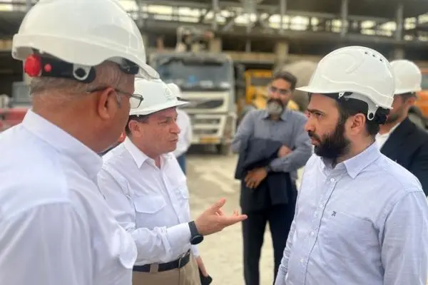 بازدید سرزده مدیرعامل پترول از پتروشیمی صدف خلیج فارس