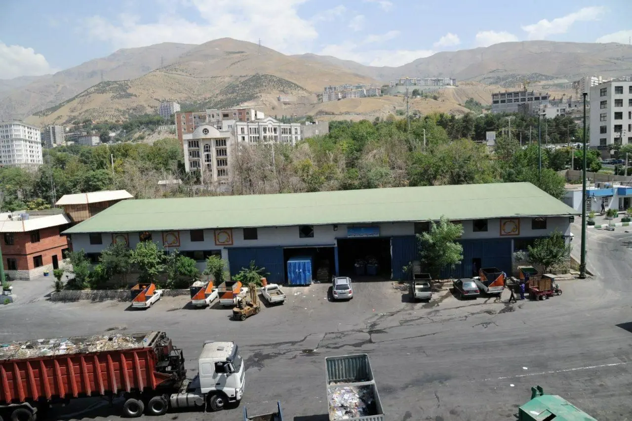 انتقال مرکز زباله اوشان به مجاورت بوستان یاس فاطمی تا پایان نیمه اول امسال انجام می شود

