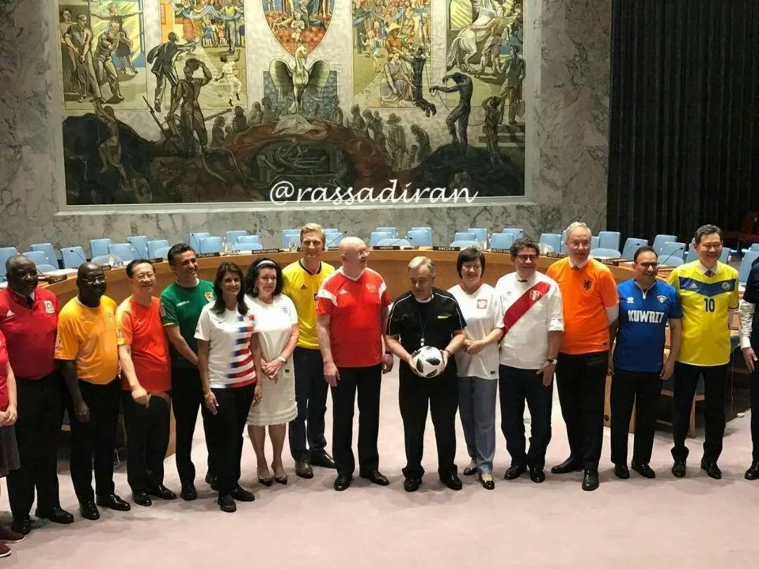 اعضای شورای امنیت با لباس تیم ملی فوتبال کشورشان+عکس