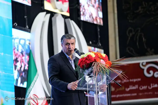 امید خانه دار شدن مردم را به زیر ۱۰ سال میرسانیم