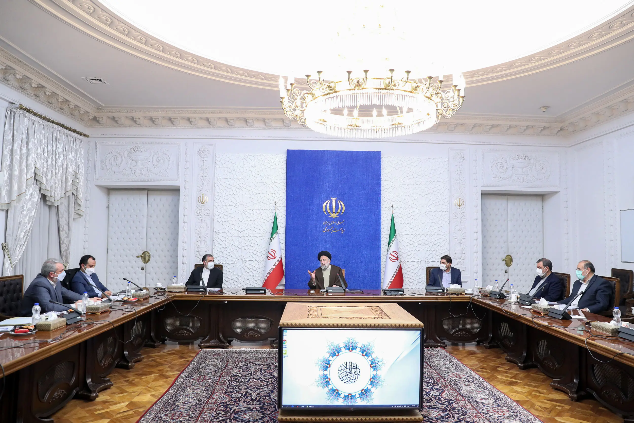 تقویت تولید داخلی با استفاده از سرمایه‌های مردمی