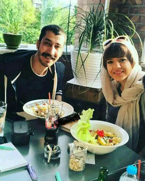 بهتاش سریال پایتخت با ظاهری کاملا متفاوت در یک رستوران+عکس