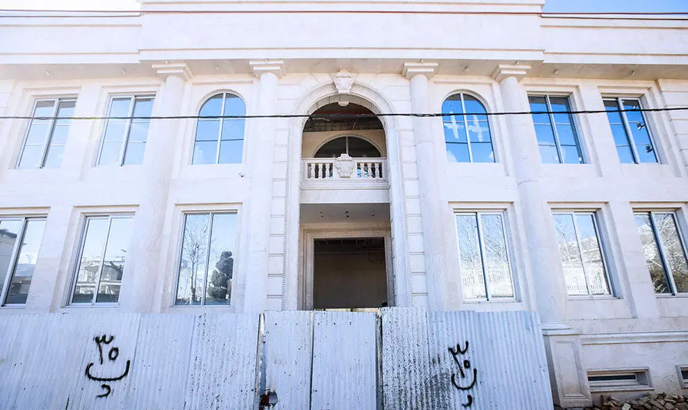 تخریب ویلای غیر مجاز دختر وزیر سابق در لواسان+ عکس