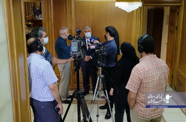 اگر خواسته شود در انتخابات ریاست جمهوری شرکت کنم دریغ نمیکنم